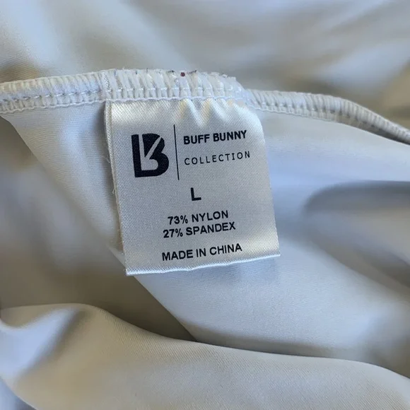 Escándala Pullover Buffbunny Collection Women’s Size Large - Picture 5 of 5